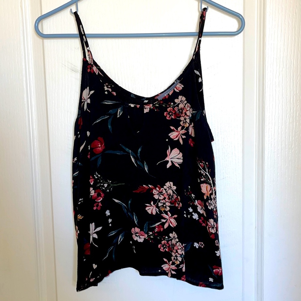 Floral tank top!